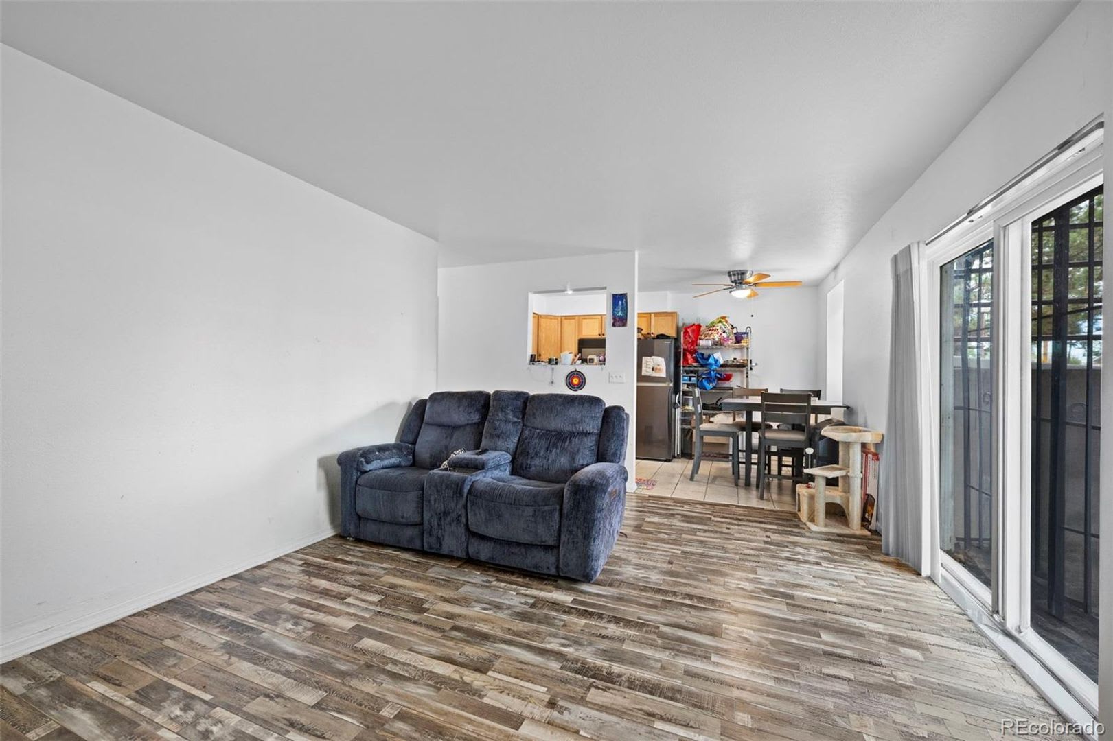 Adorable 2-Bedroom Condo Near Old Town Arvada – photo 2