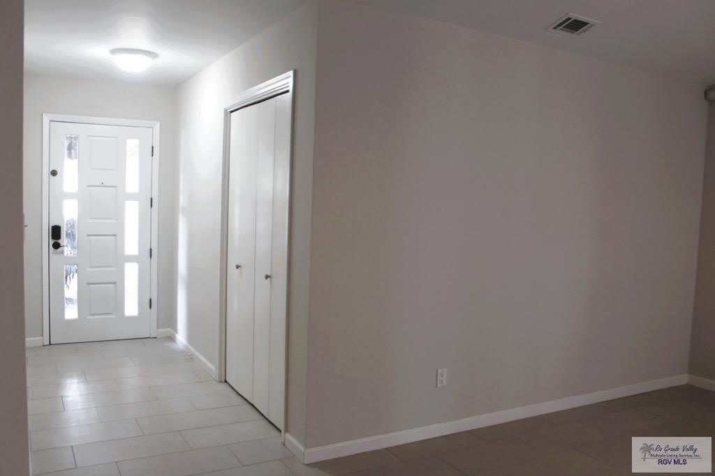 1209 E WILLIAMSON AVE – photo 4