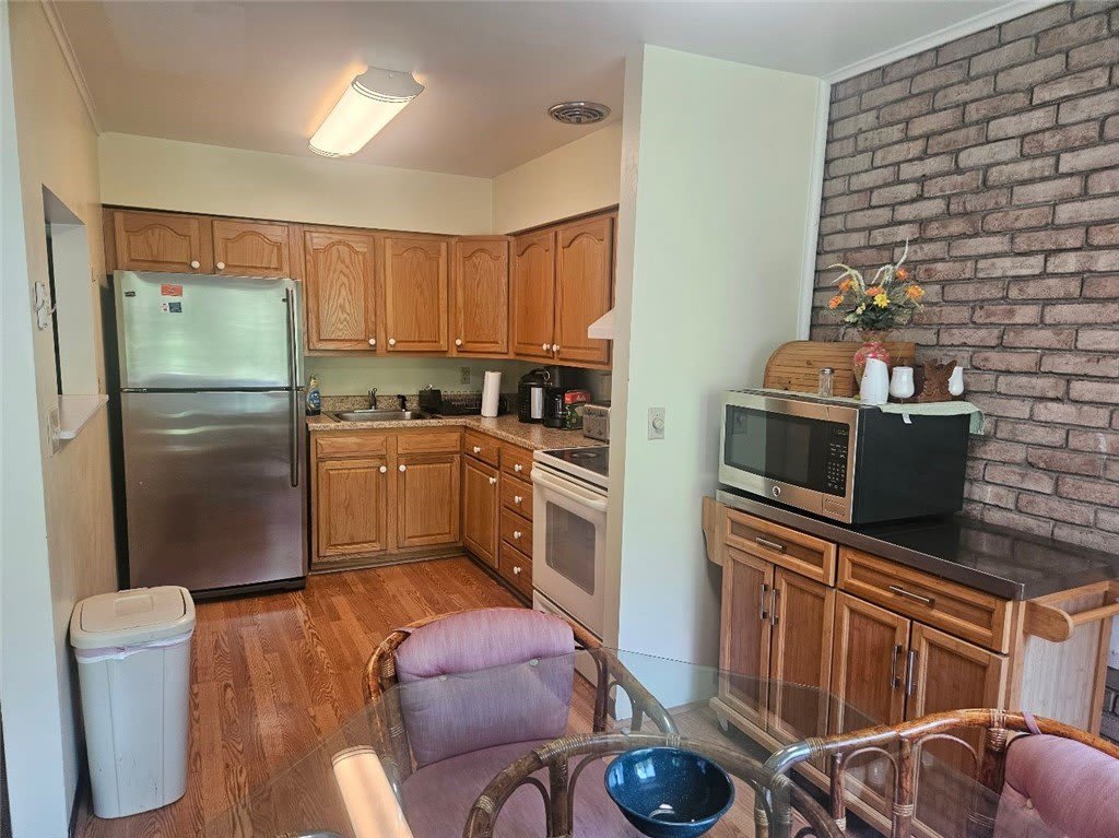 5082 Sanlin Dr – photo 5