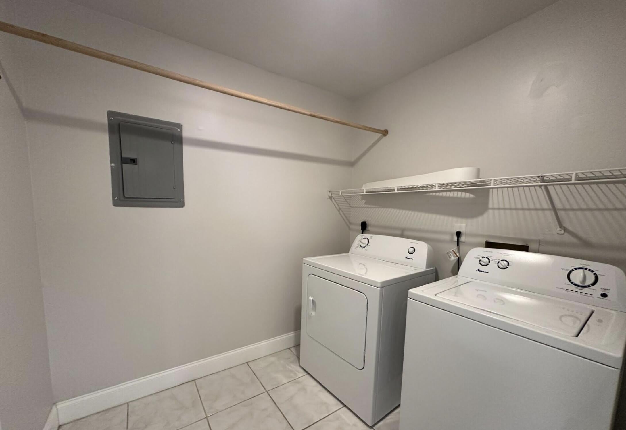 646 ELDORADO Street – photo 5