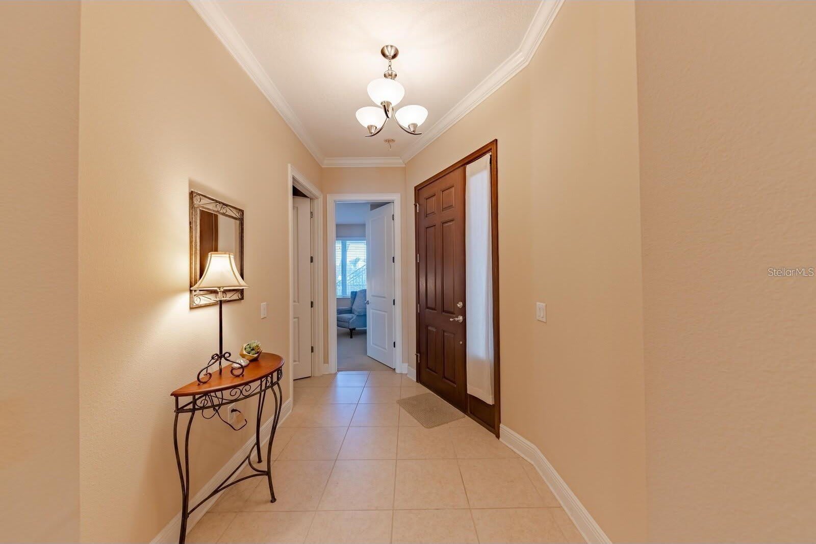 1042 BELLASOL Way – photo 2