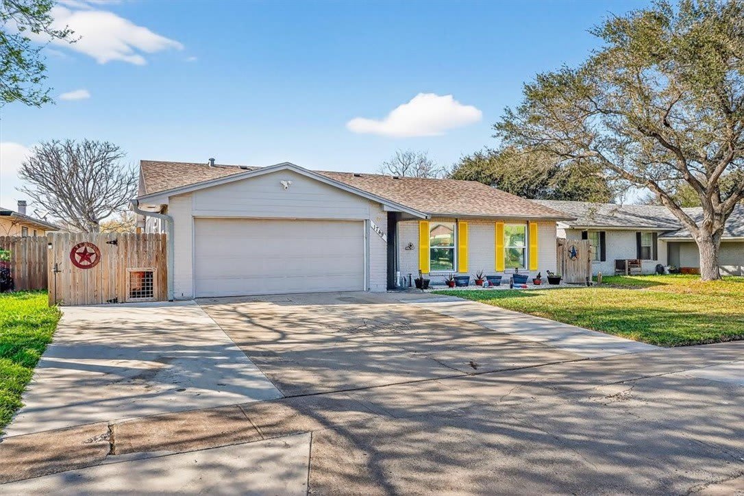 1749 Dawn Breeze Drive – photo 1