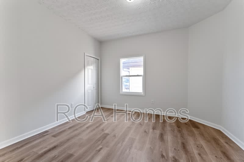 21 North Gray Street – photo 5