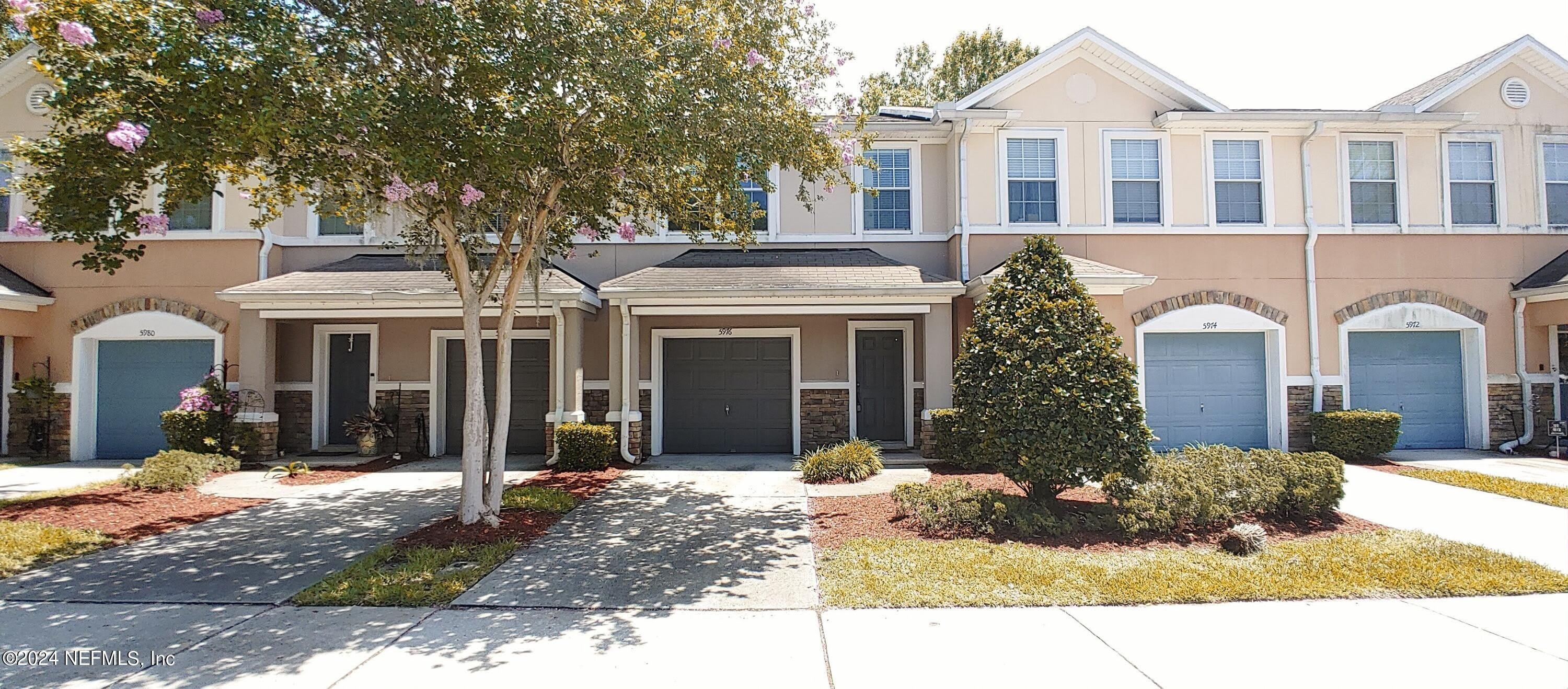 5976 PAVILION Drive – photo 1