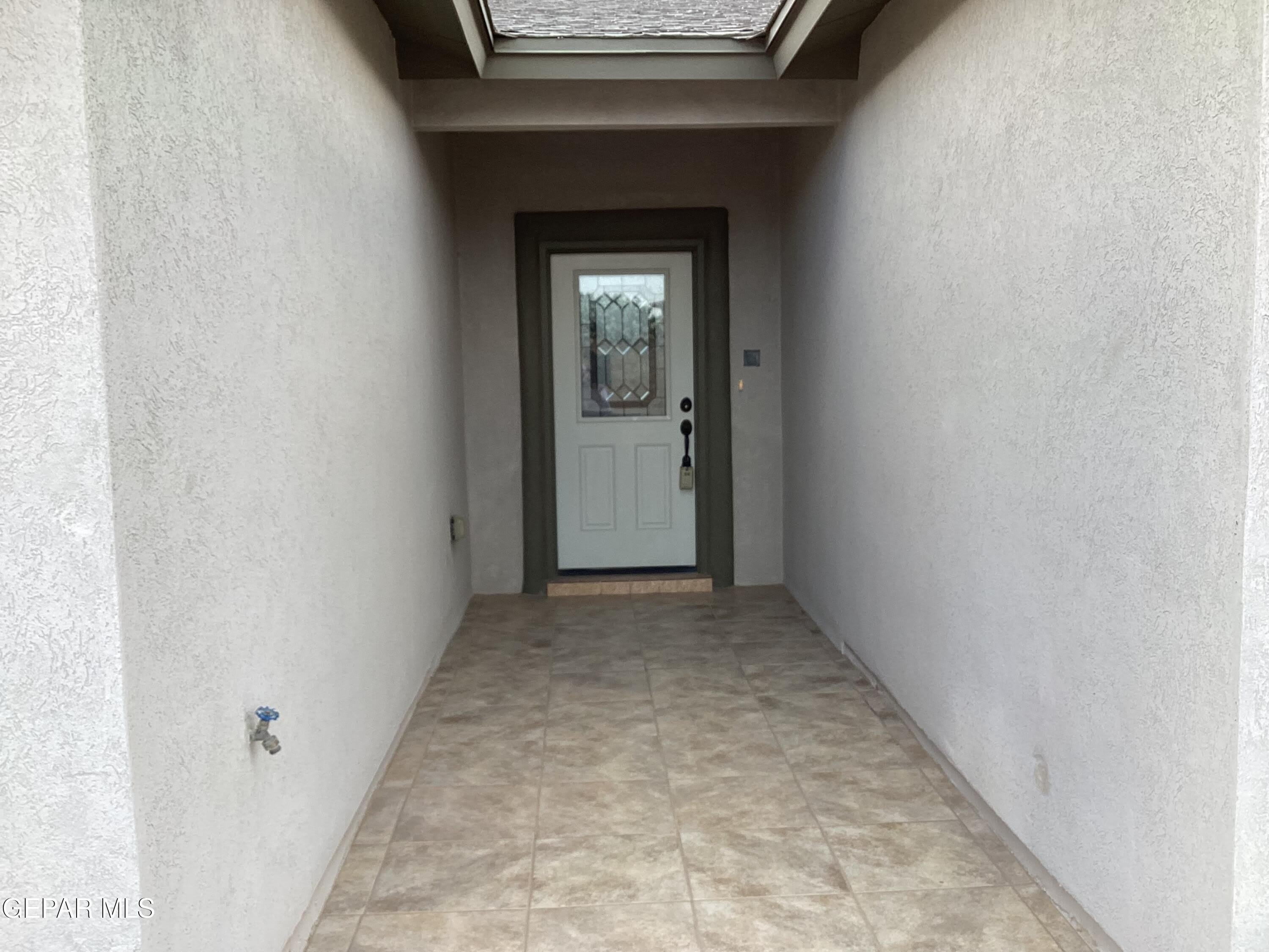 5925 Speyside Drive – photo 2