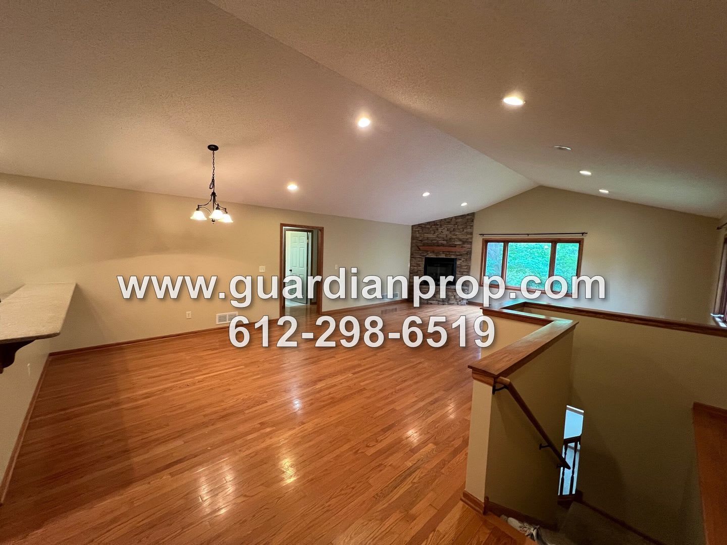 Mahtomedi House Available Now on Secluded Wooded Lot, Open Floor Plan, Master Suite, 2 Fireplaces, Deck – photo 4