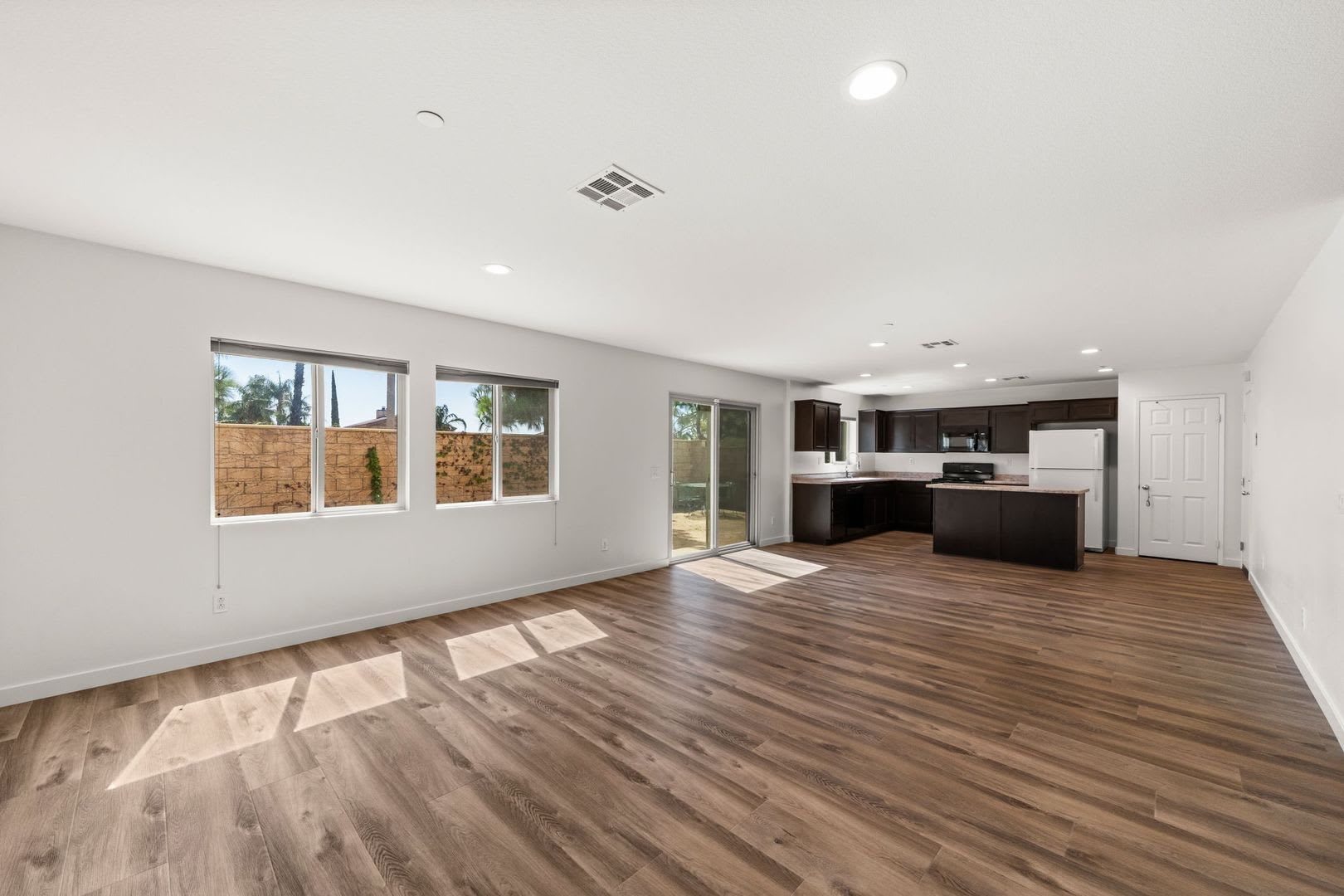Beautiful Two-Story Home with Spacious Open Floor Plan! – photo 3