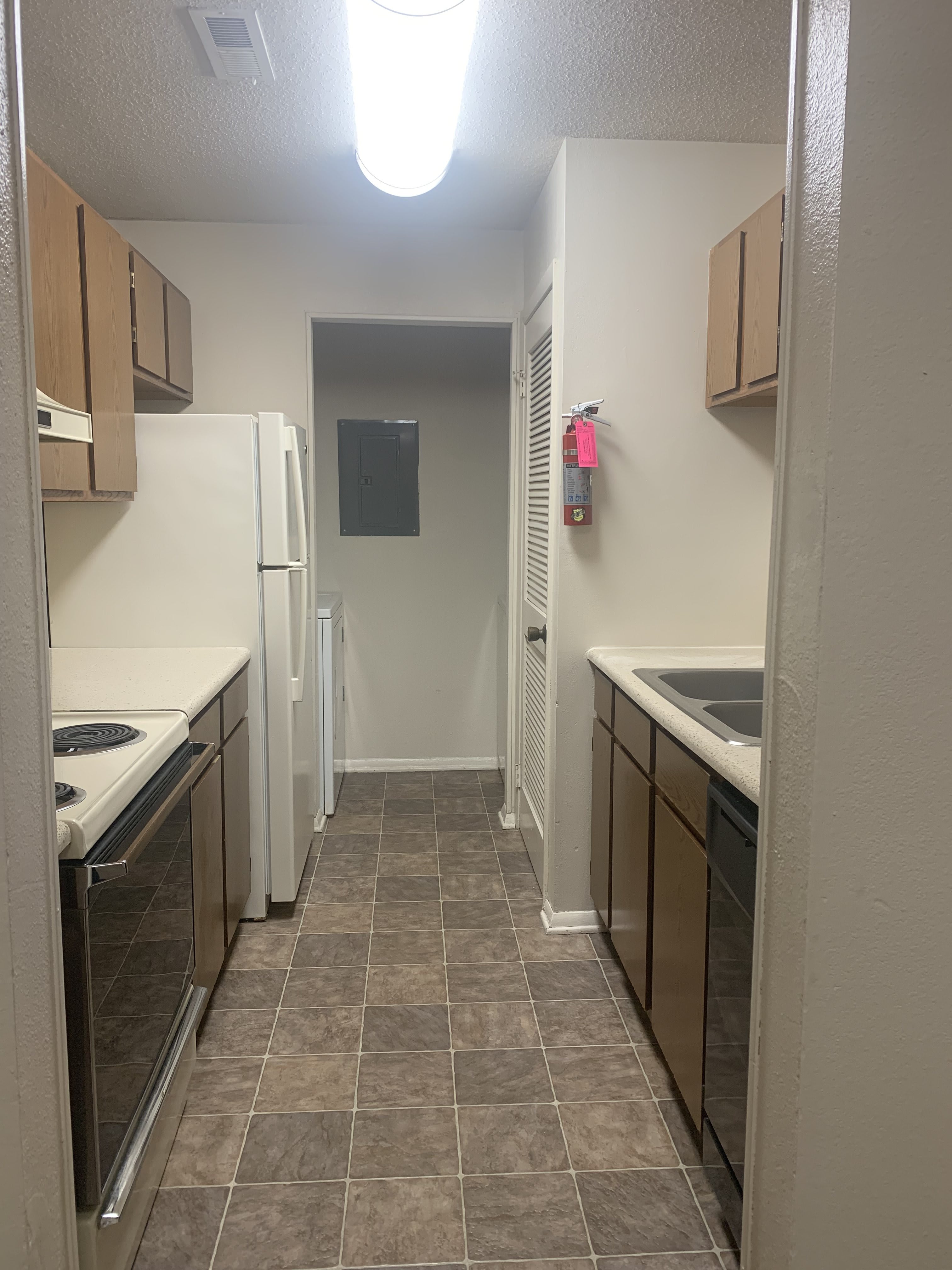 Candlewood – photo 3