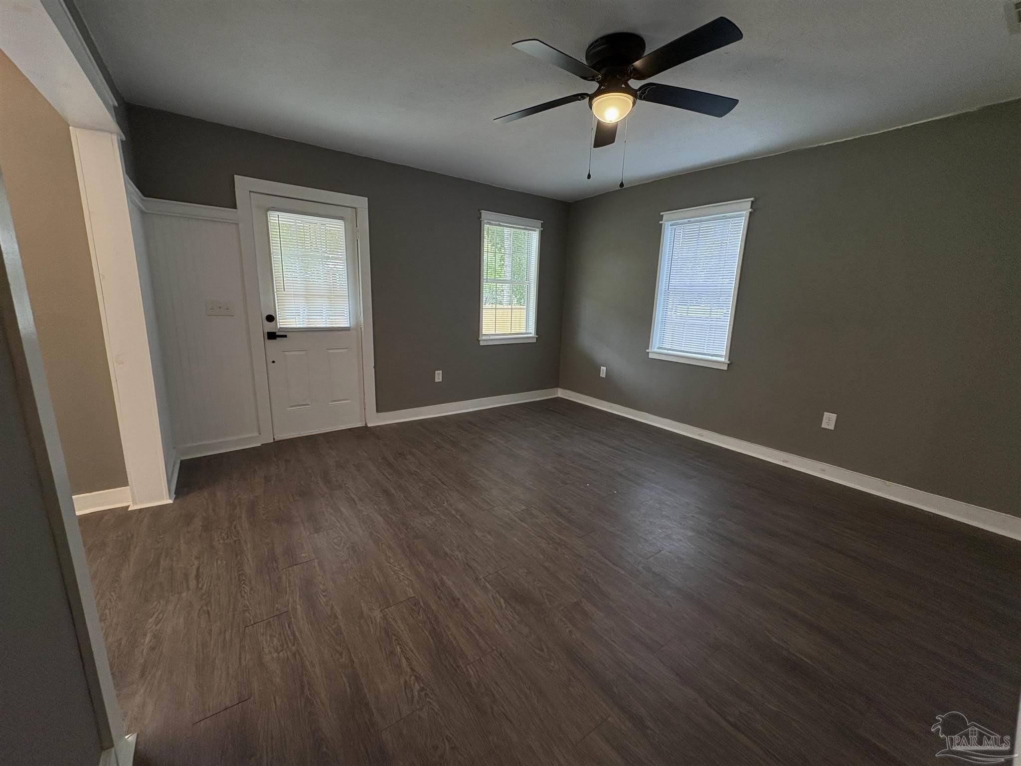 1212 N E St – photo 5