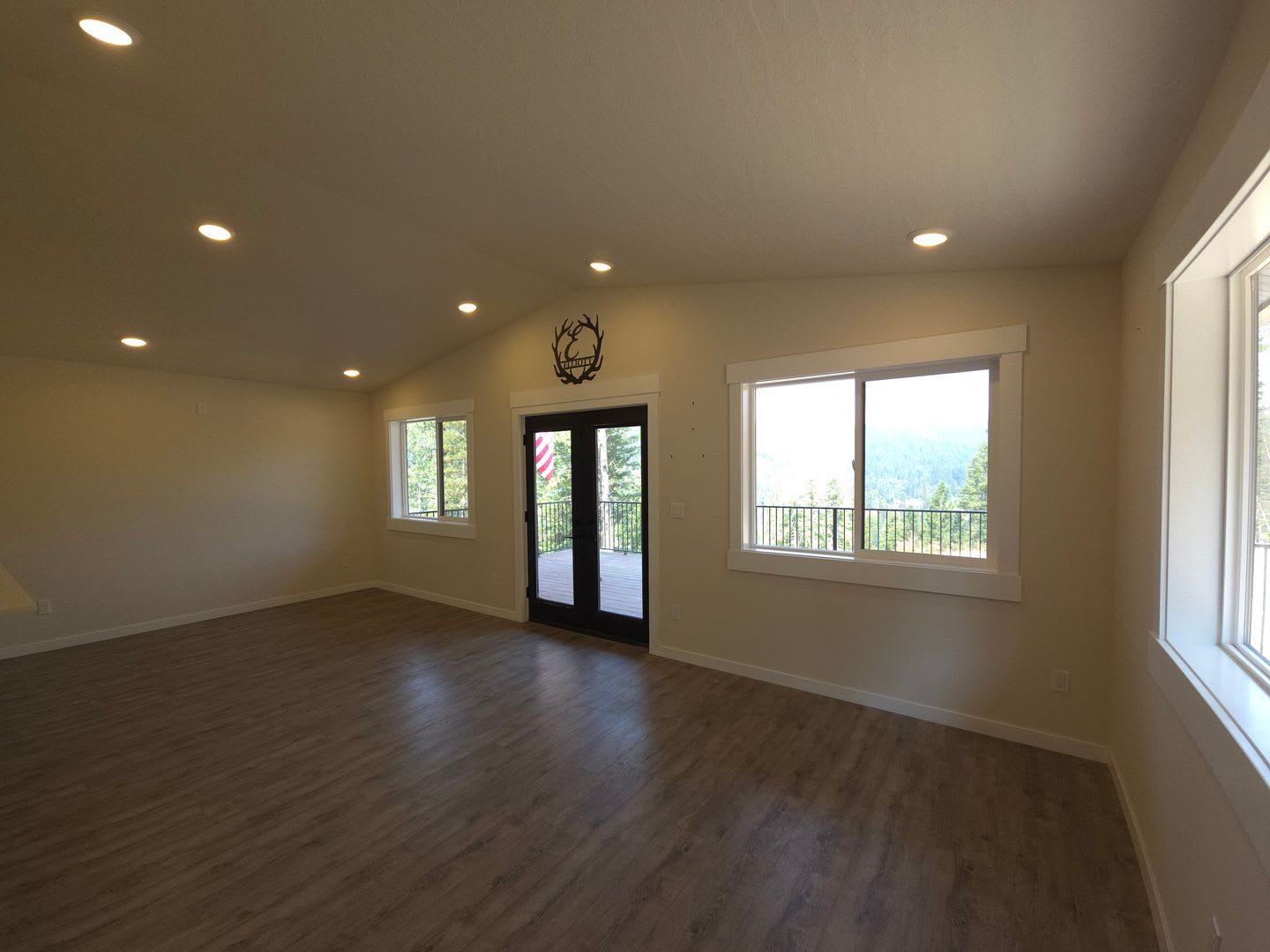 Shop Home – photo 4