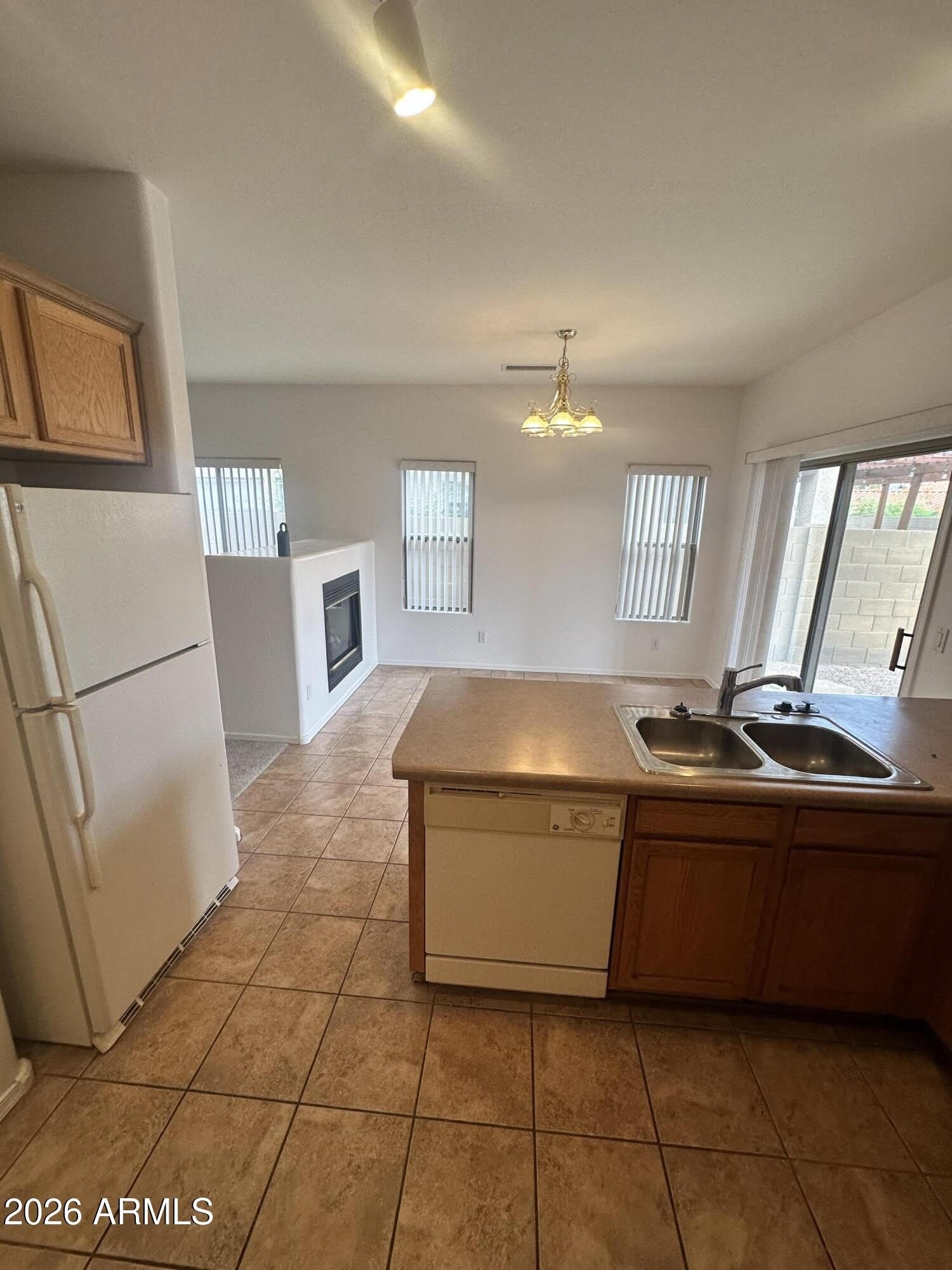 44 S GREENFIELD Road – photo 4