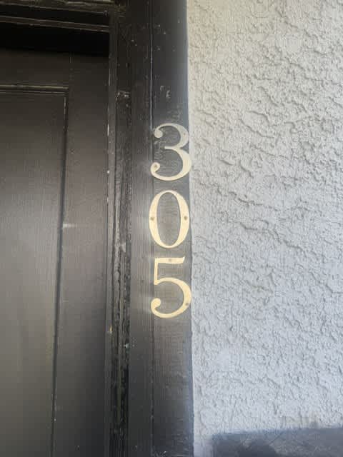 305 North Franklin Street – photo 1