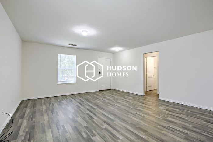 2903 Gillespie Street – photo 3