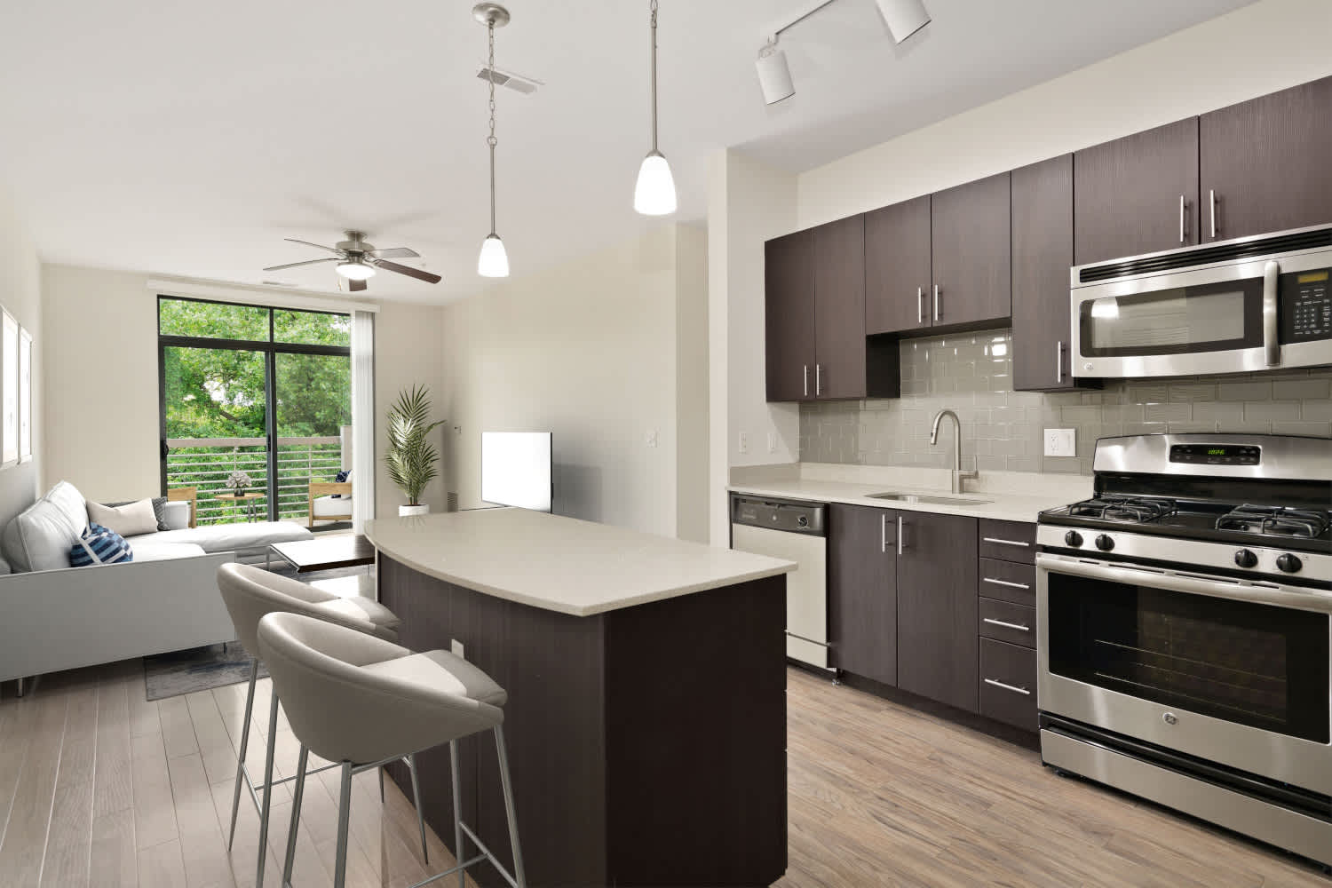 7001 Arlington at Bethesda – photo 2