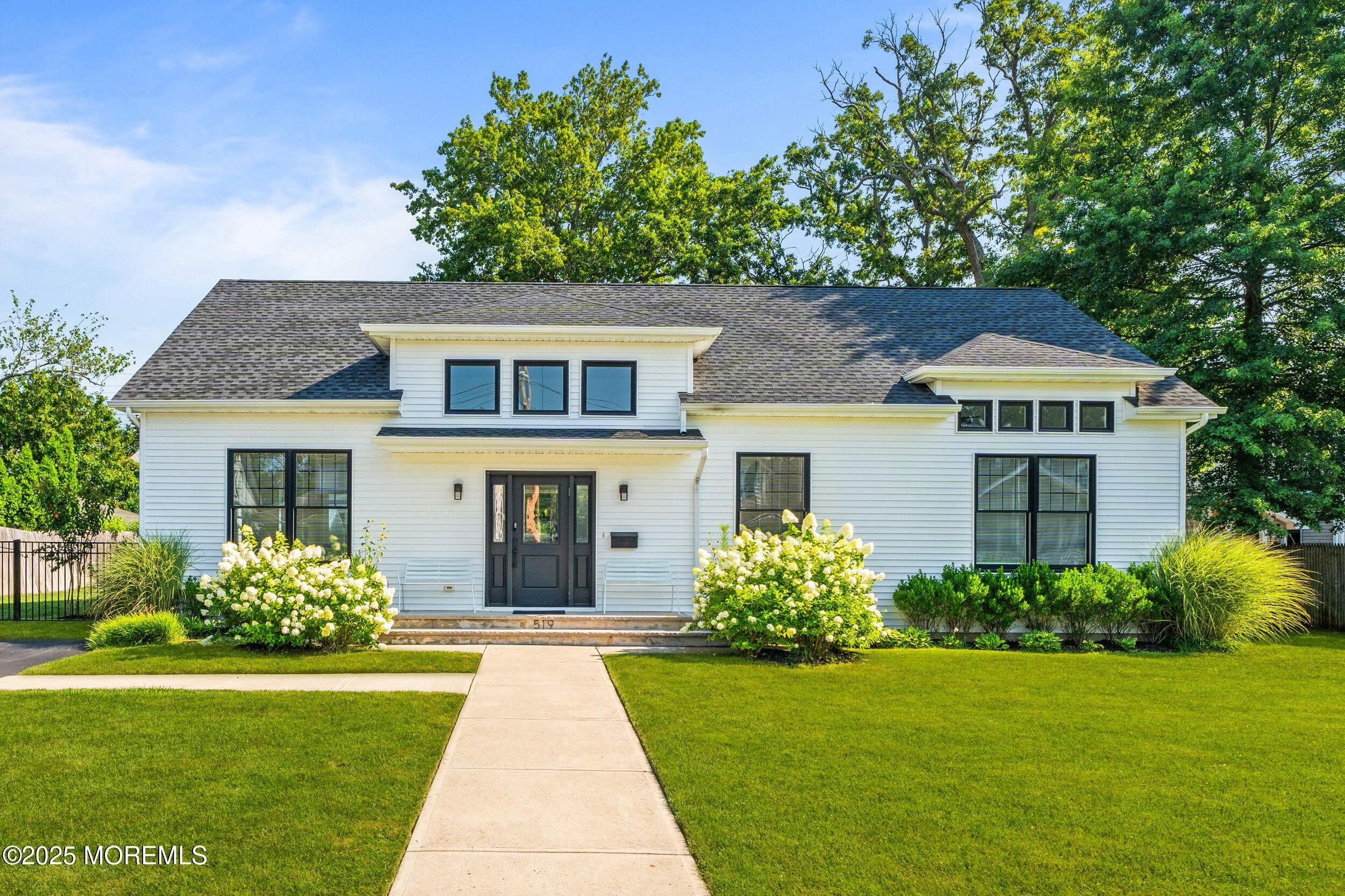519 Laurel Avenue – photo 1