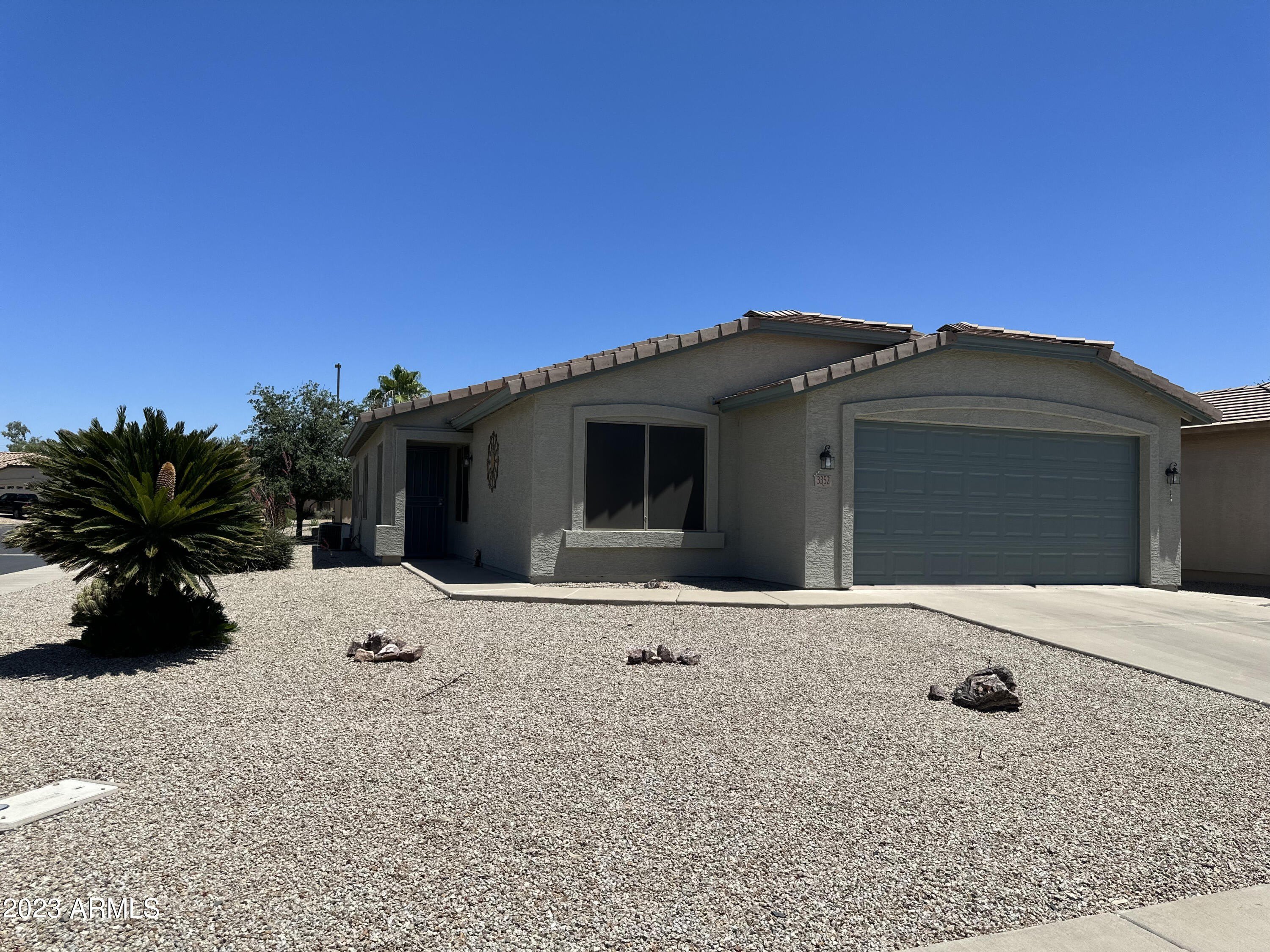 3352 E CHERRY HILLS Place – photo 1