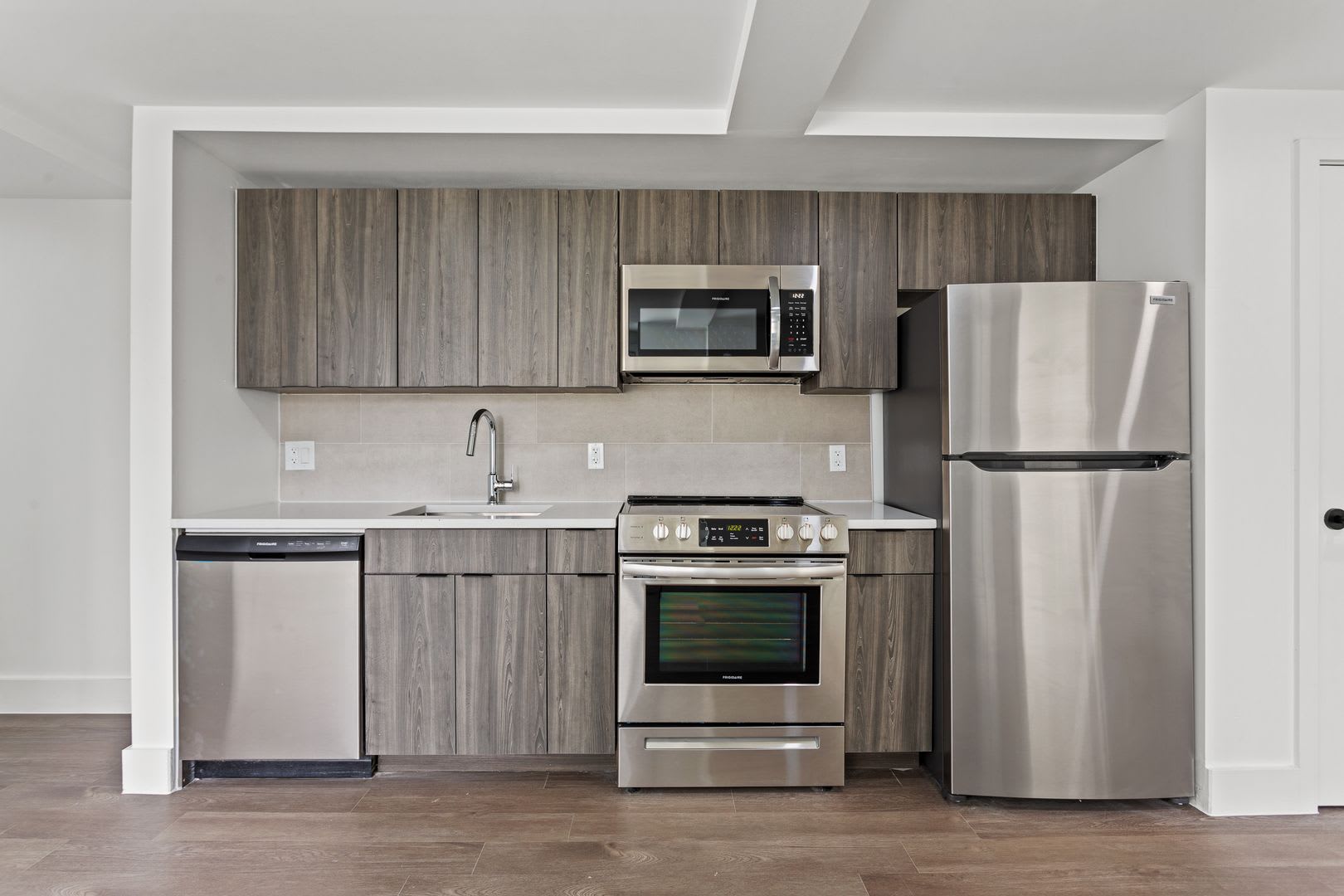 Welcome to The Doreen at 5910 14th St NW – photo 2