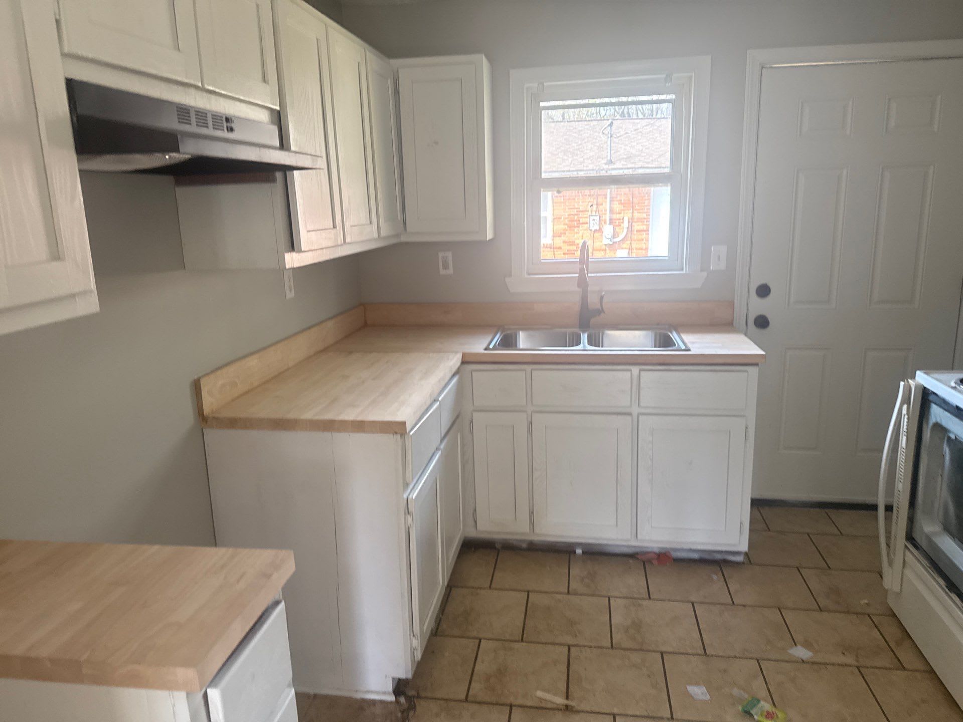 813 Scott St # 3, Brownsville – photo 5