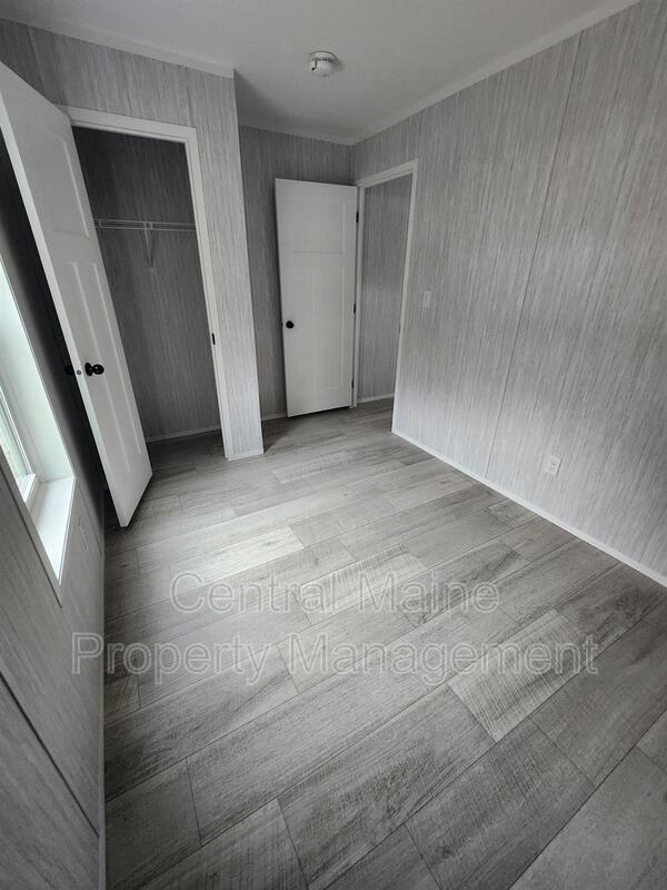 11 Austin Dr. – photo 5