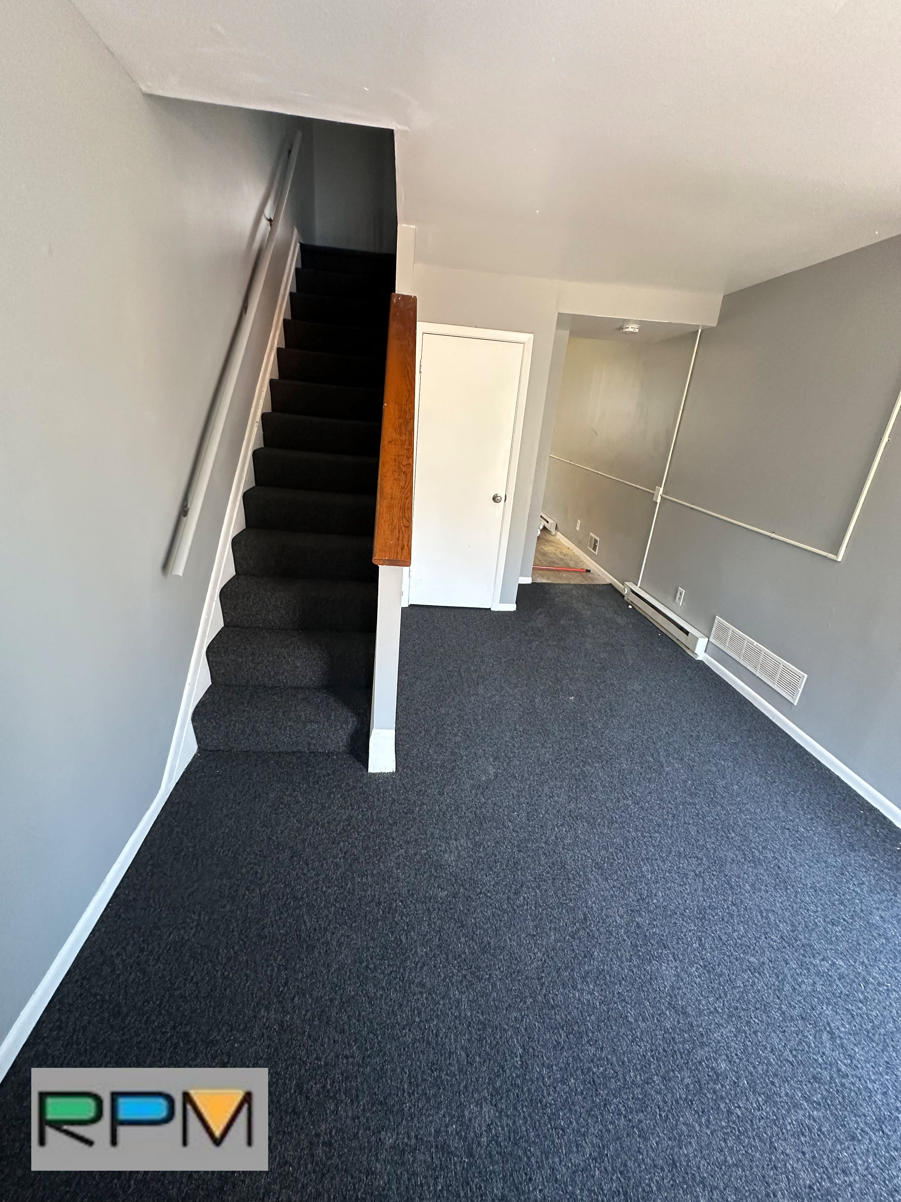 1146 Shields Pl – photo 5