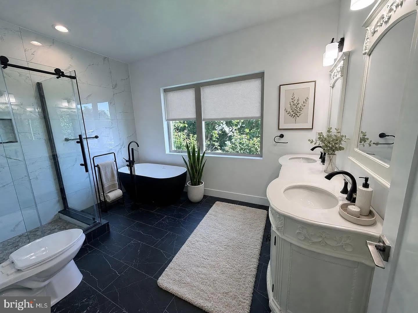 5520 WALTON Avenue – photo 4