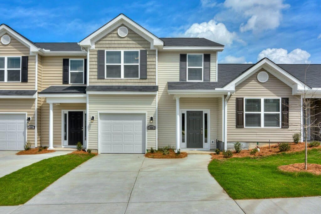 305 Norwich Drive – photo 3