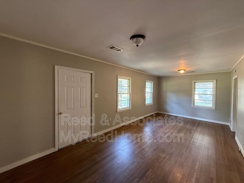 7618 Marvin Road – photo 4