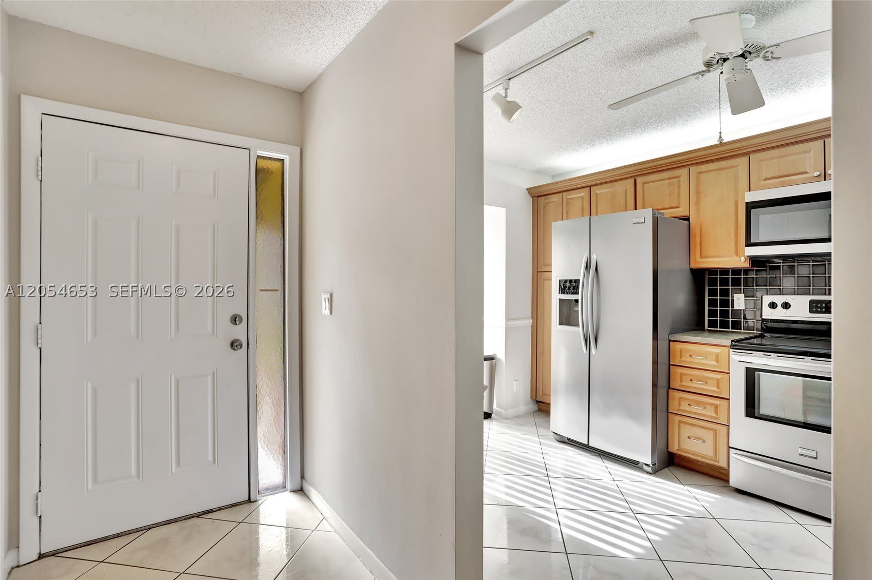 4615 Carambola Cir S – photo 4