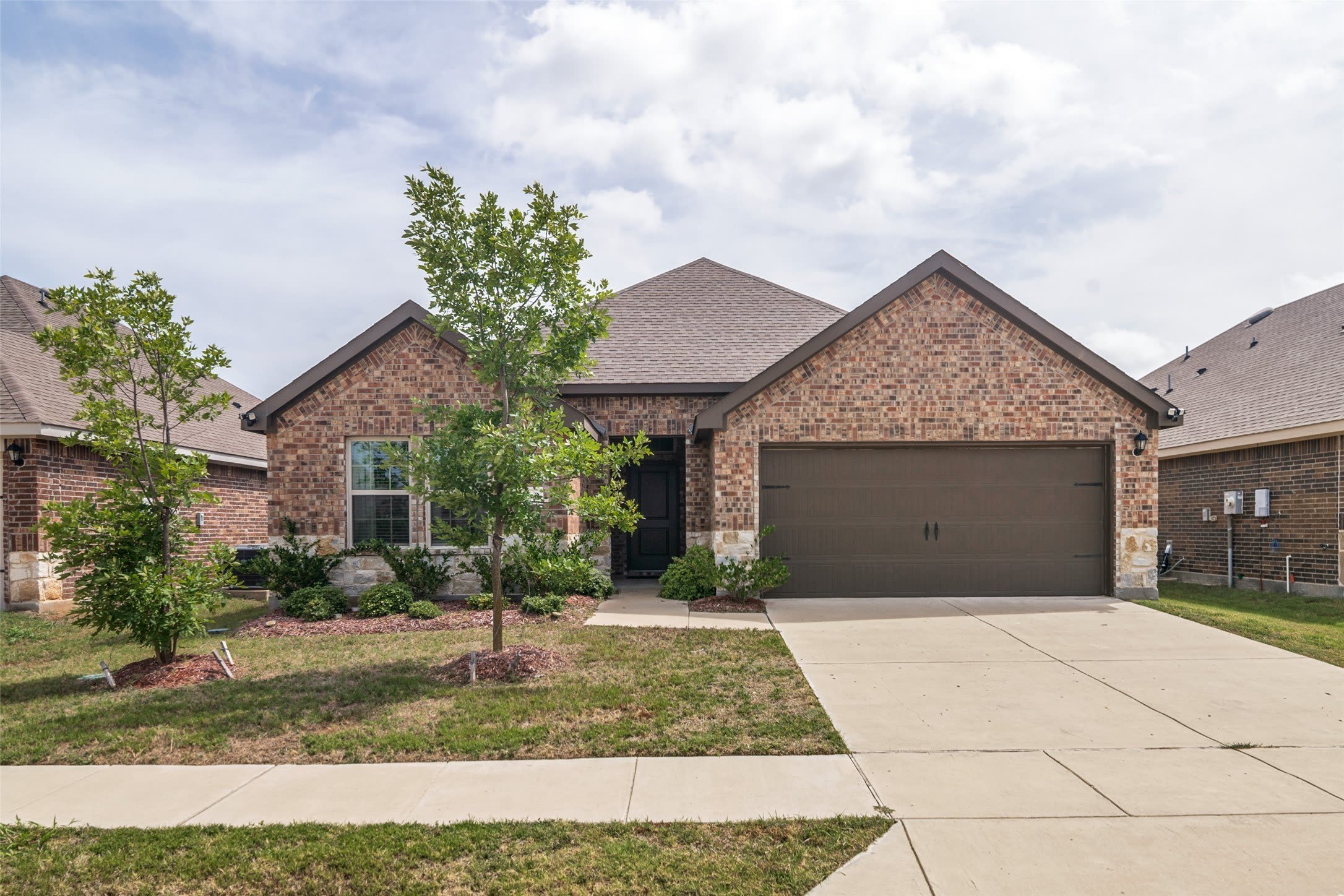 3413 Perman Drive – photo 1