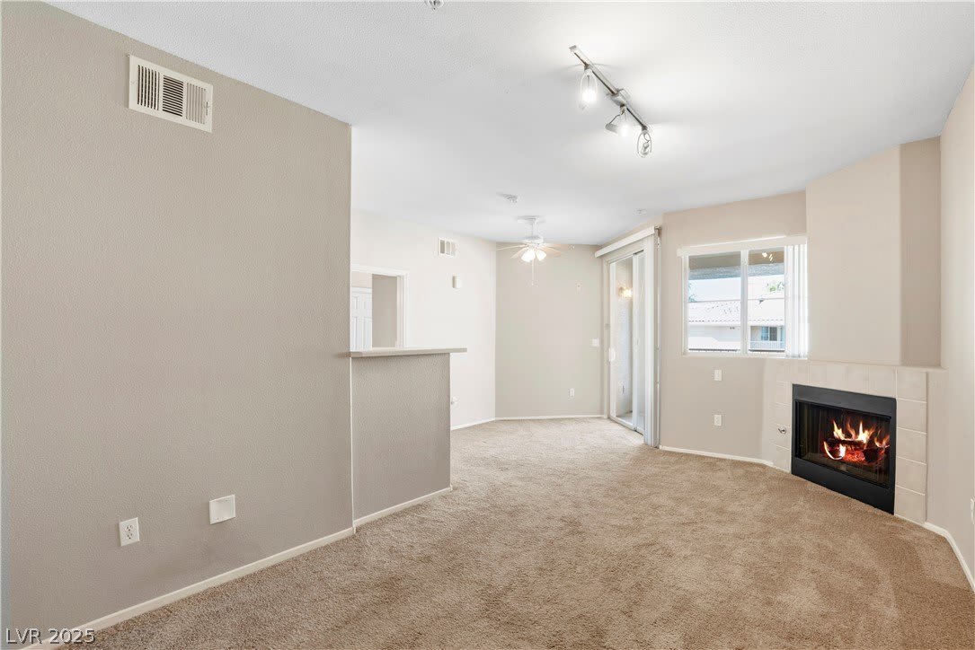 7155 S Durango Drive – photo 3