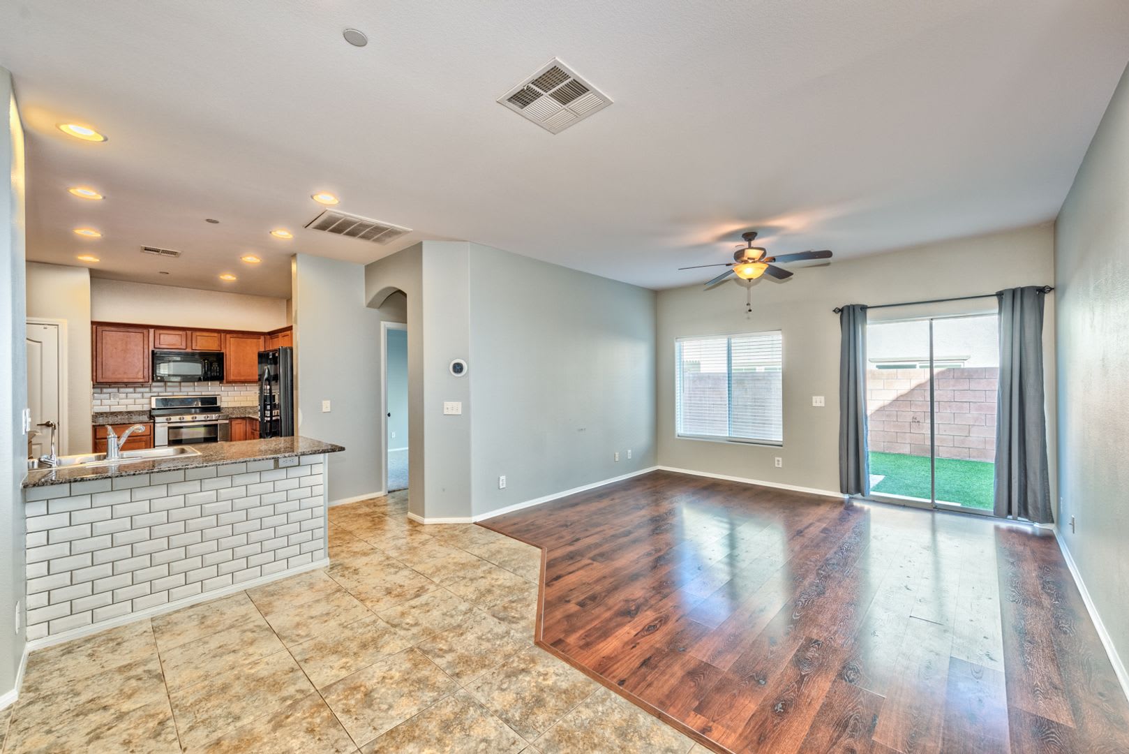 1172 Via Trevi, Henderson, Nevada 89052 – photo 3