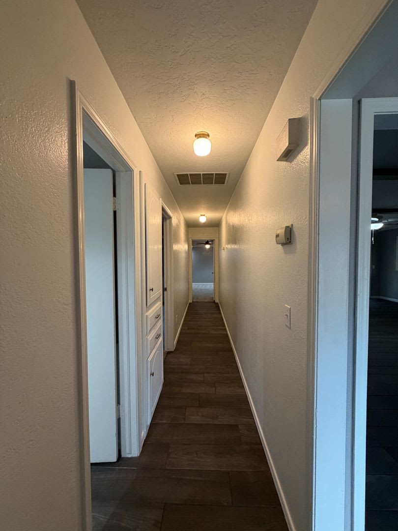 Newly Updated Granite Counters 4 Bd 3 Ba Spacious – photo 4