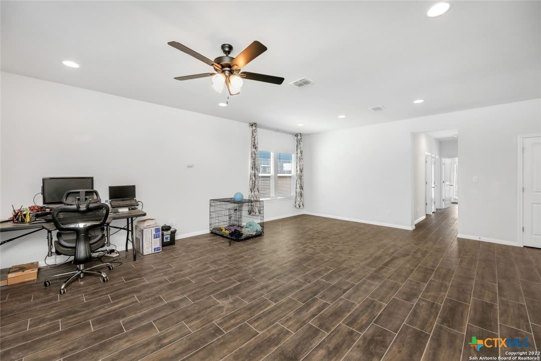 1121 Esplanade Parkway – photo 4