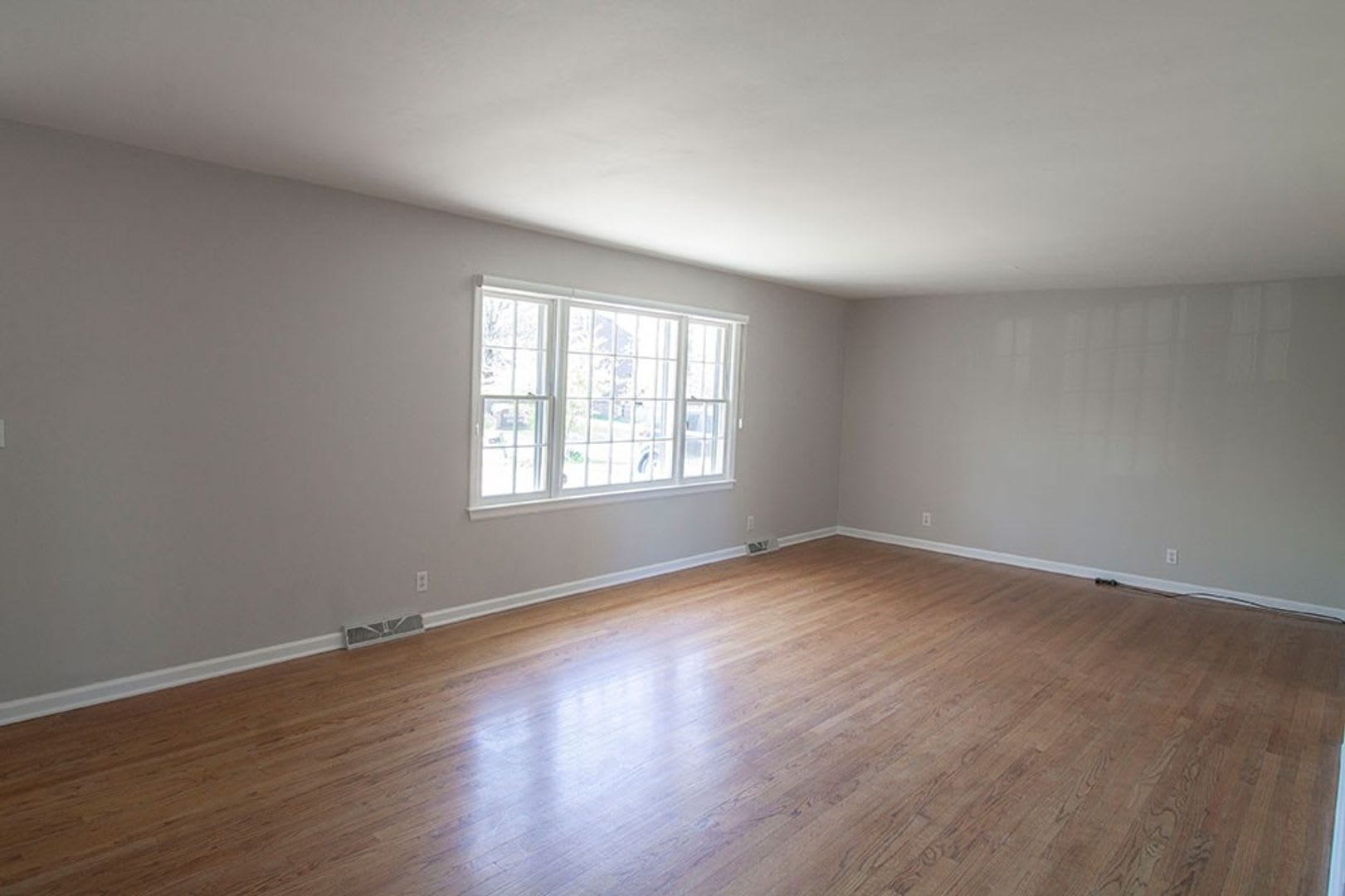 Spacious Central Columbia Home – photo 4