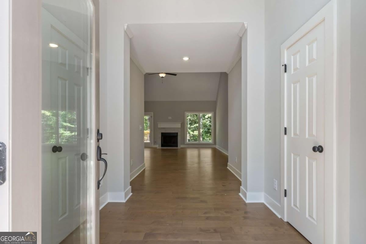 380 Ansley Drive – photo 2