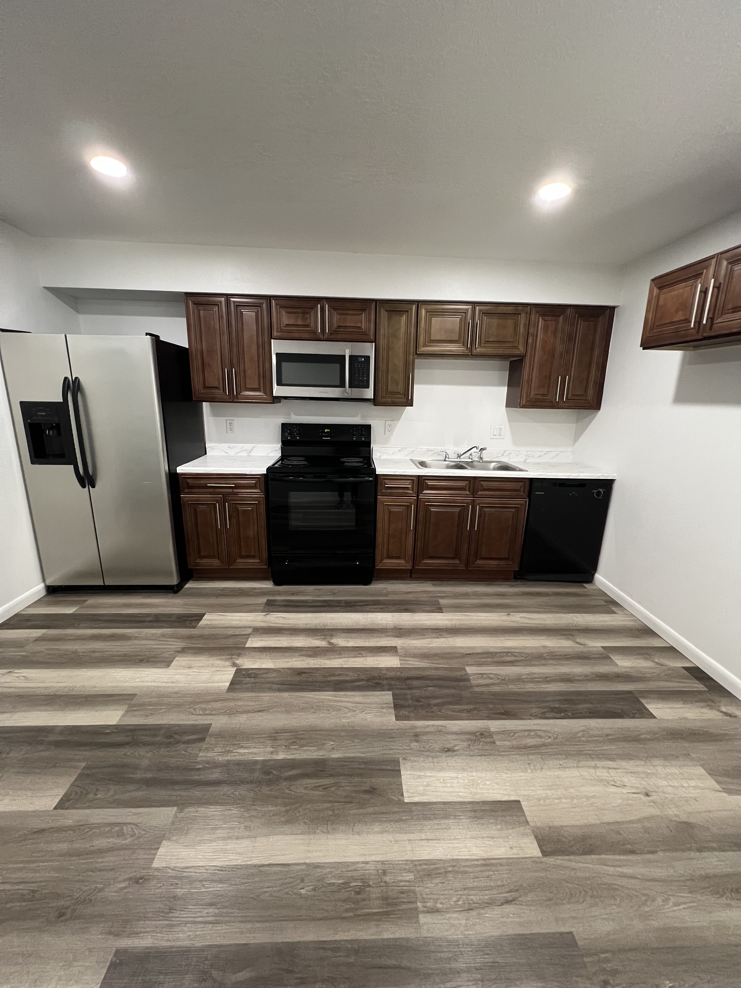 909 West Orange Street – photo 1