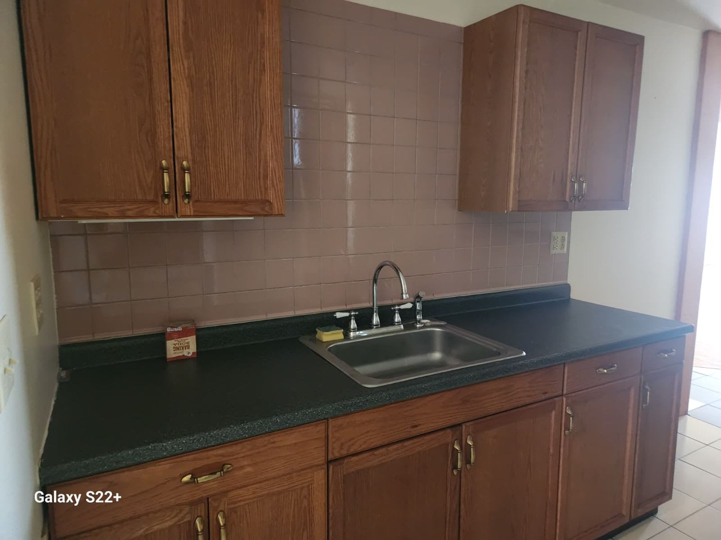 2526 Broad Avenue – photo 2