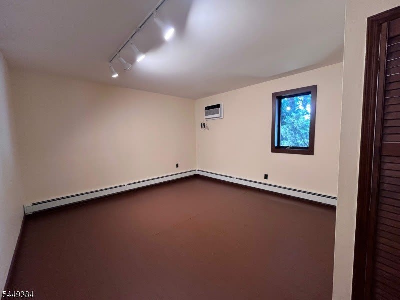 64 Clifton Blvd – photo 5