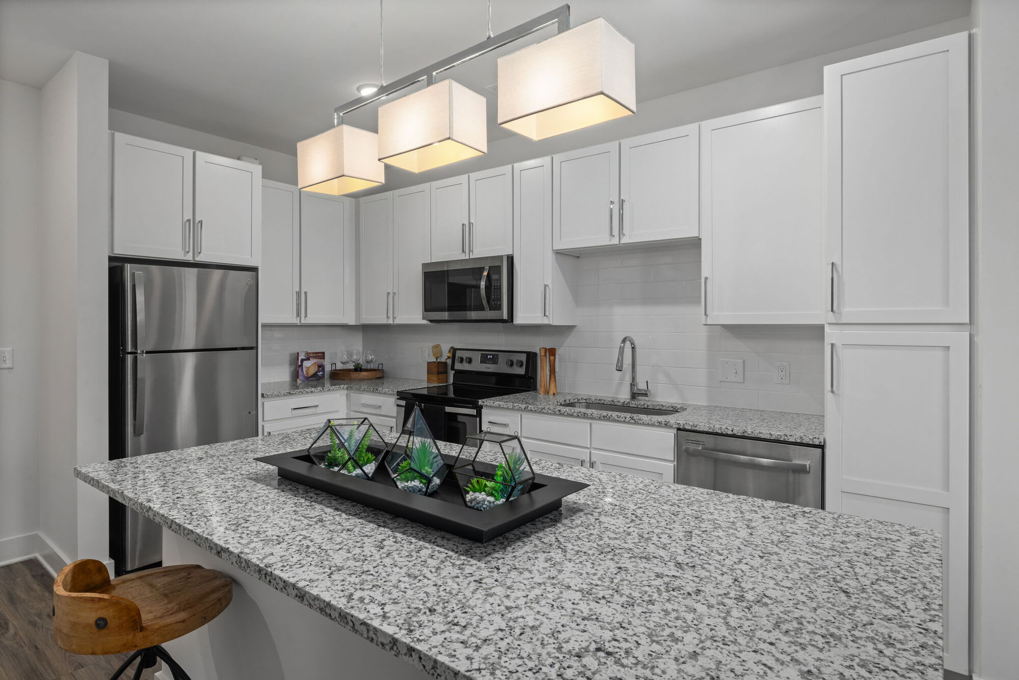 Triangle Park Apartments – photo 2