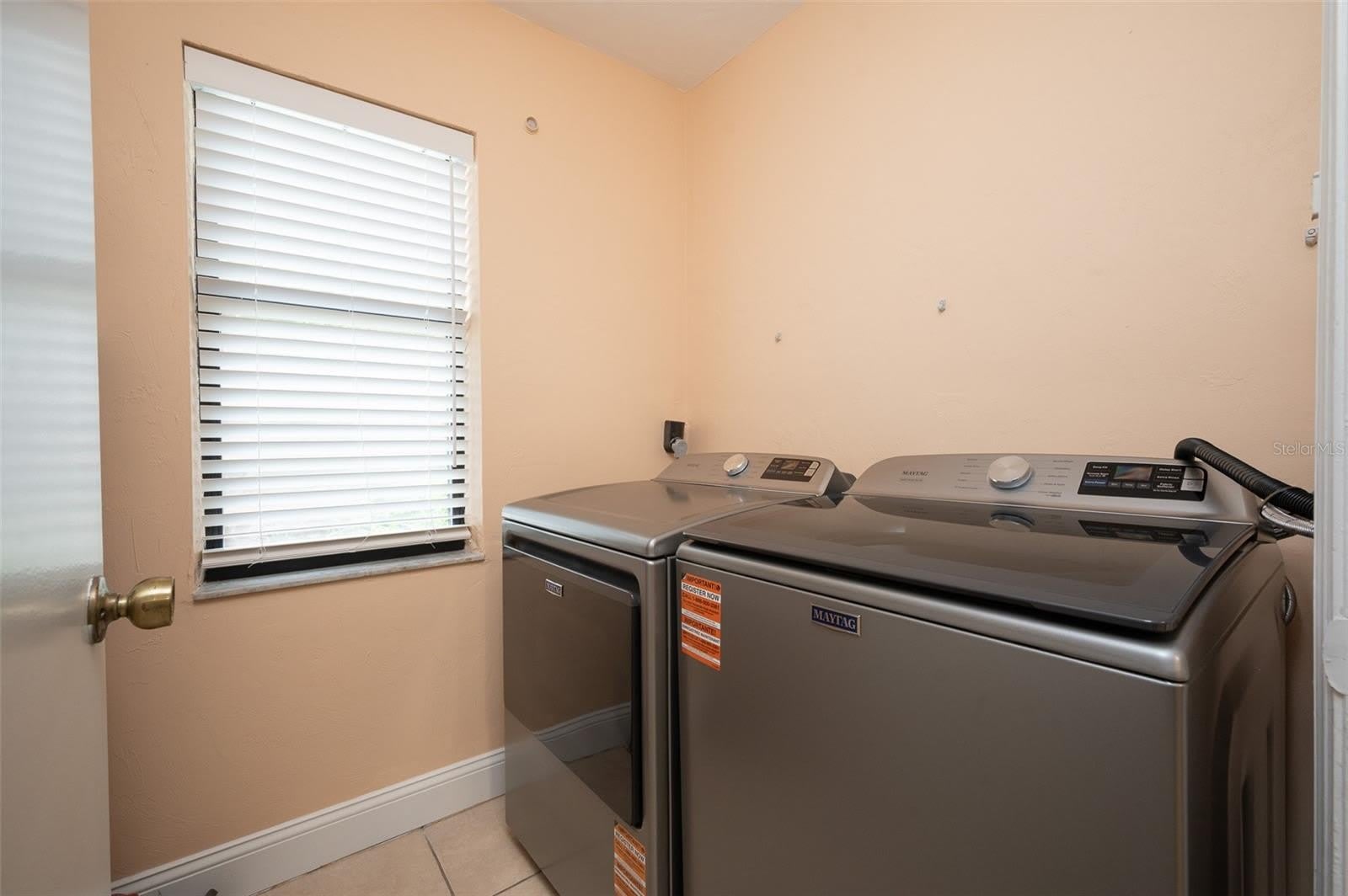 3409 NW 52ND Terrace – photo 4