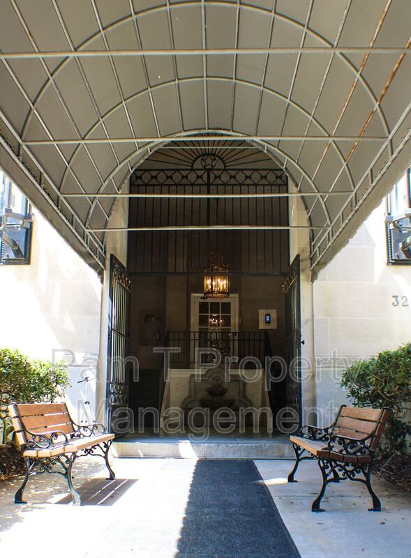 321 Abercorn St – photo 3
