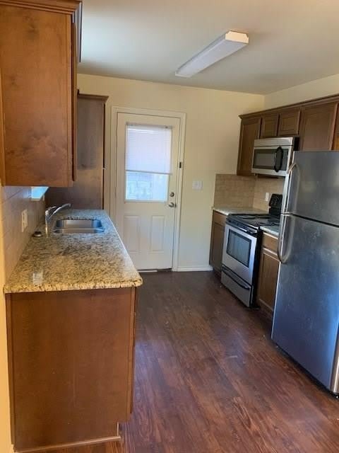 714 Parkplace Ridge – photo 2