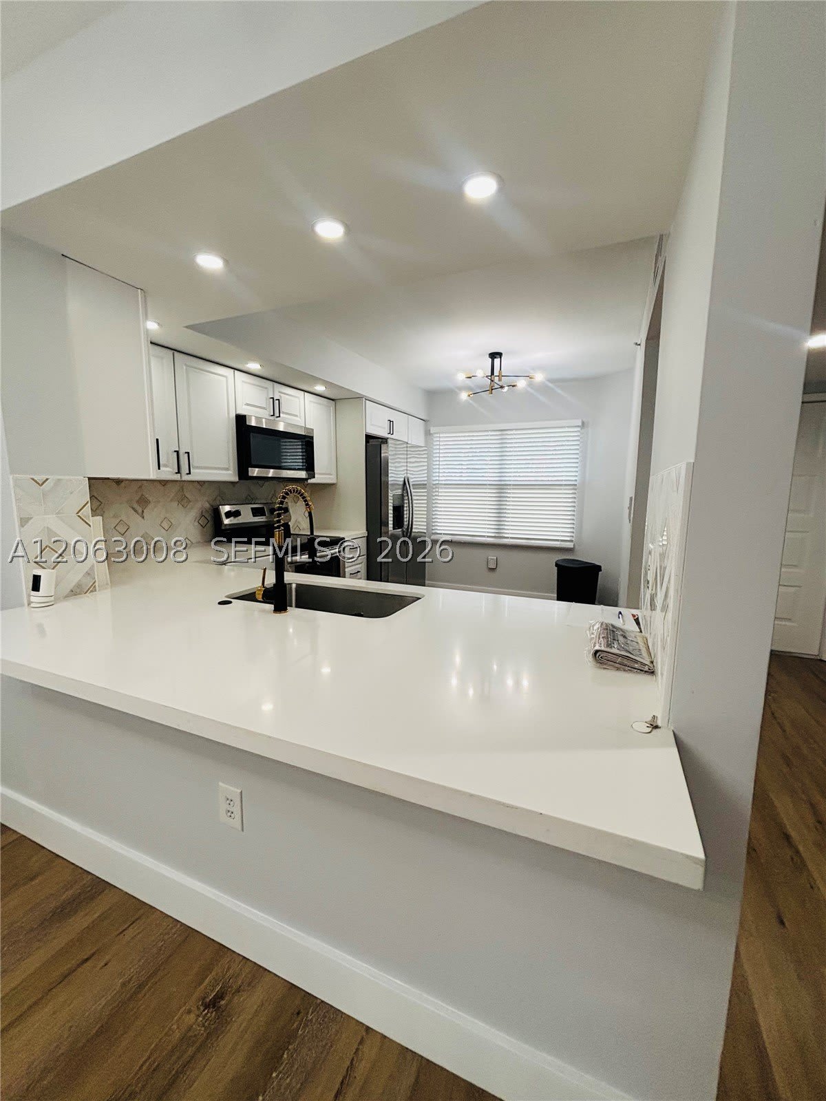 701 Sw 142Nd Ave – photo 5