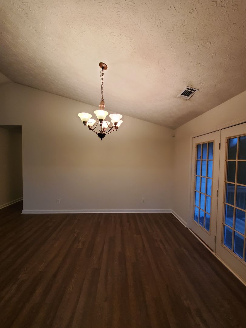 Open House Available On Thursday August 20Th Time 6 30 Pm 7 00 Pm Ranch Home Located In Nice Area Available Now Apply Now – photo 5