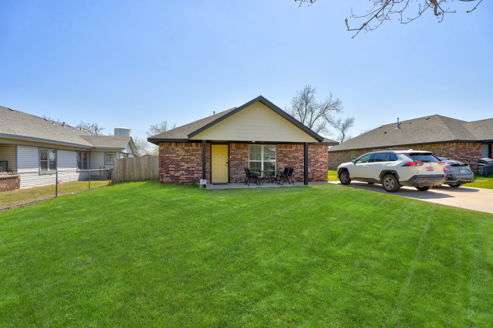 4 Bedroom, 4 Bathroom in Shawnee! – photo 2