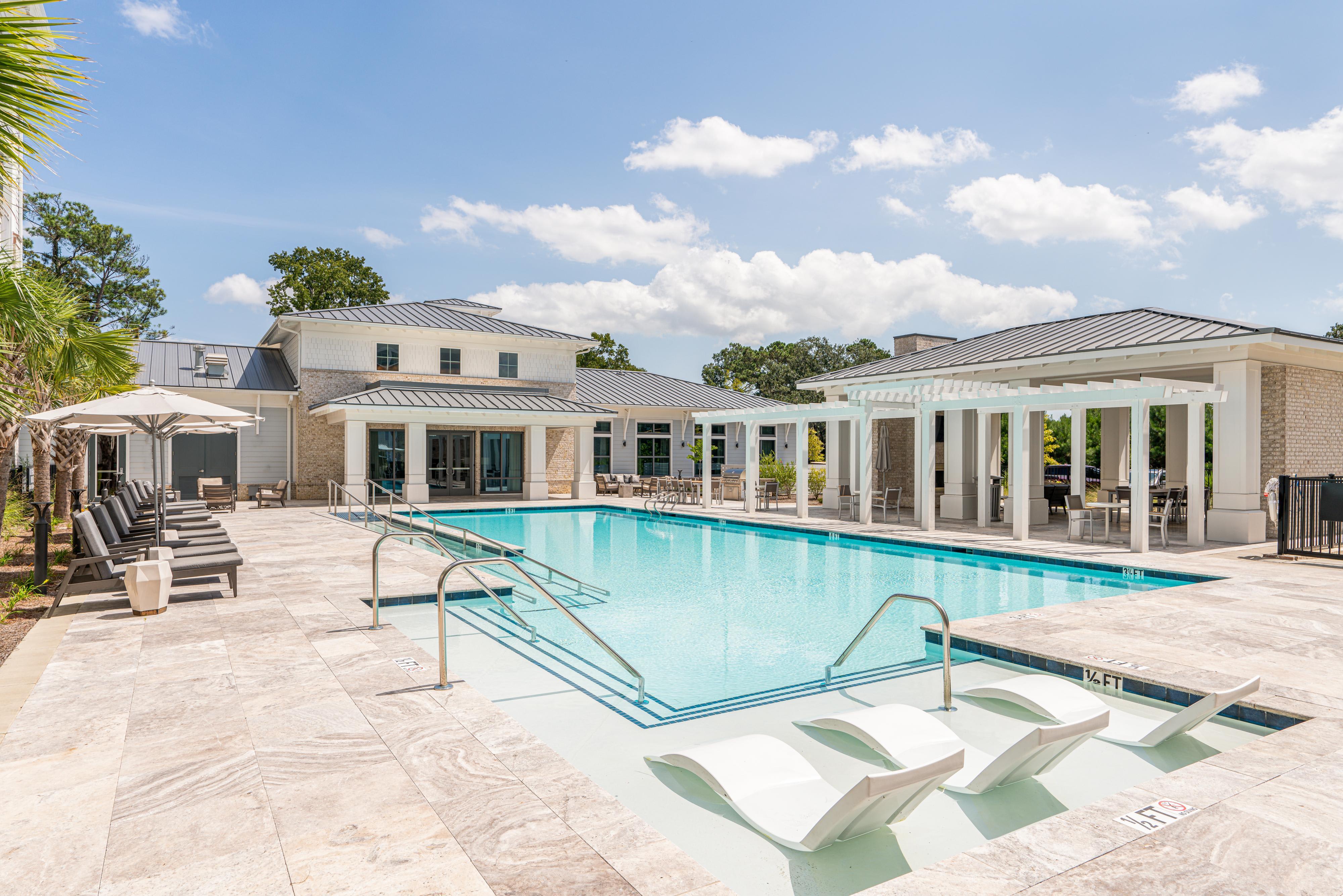 Overture West Ashley Age 55+ Apartment Homes – photo 1