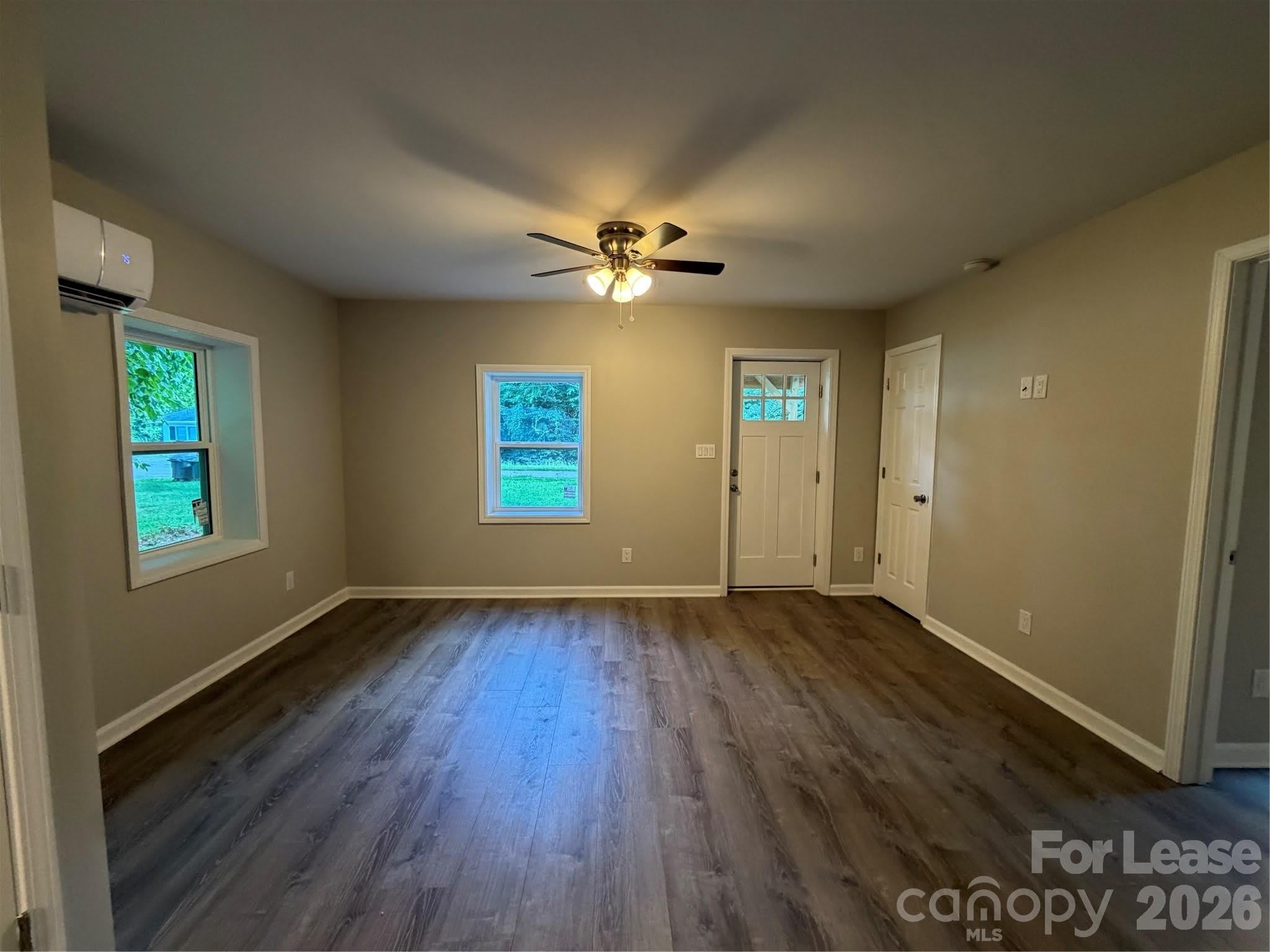 2621 E Greenbriar Road – photo 5