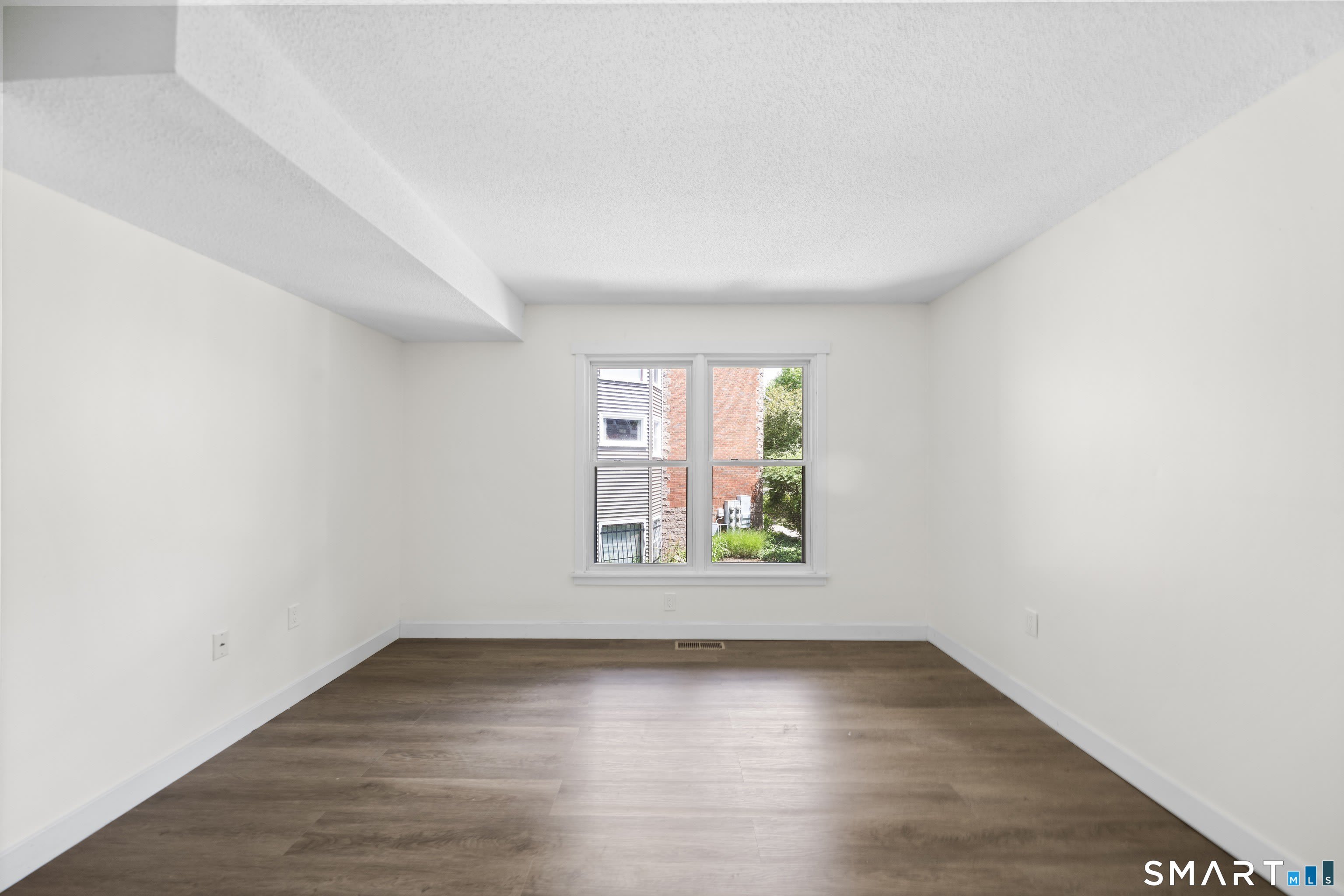 136 Maple Avenue – photo 5