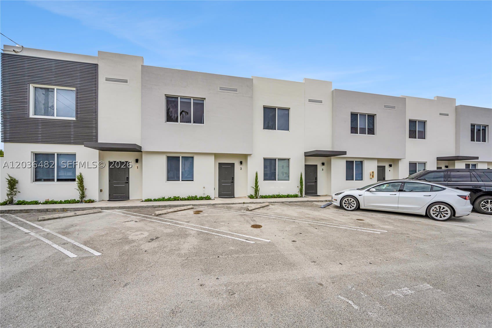 170 NW 158th St – photo 3