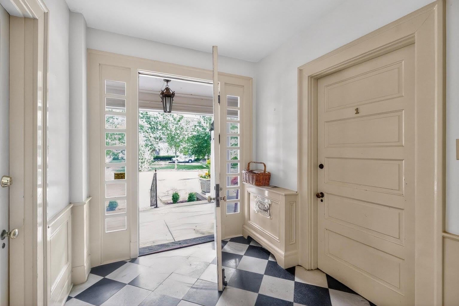 122 S Hanover Avenue – photo 4